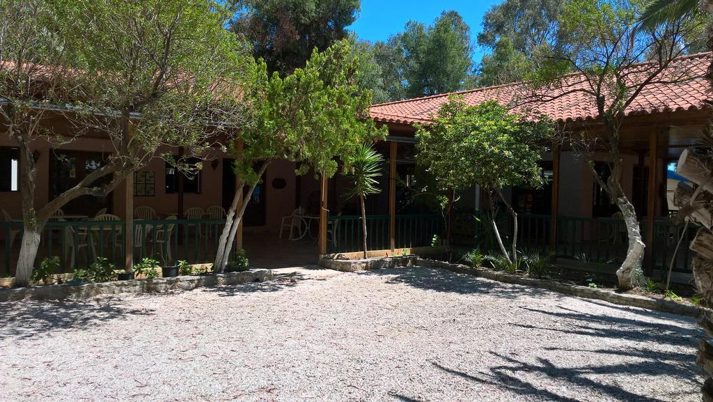 Poseidon Bungalows Iria Exterior photo